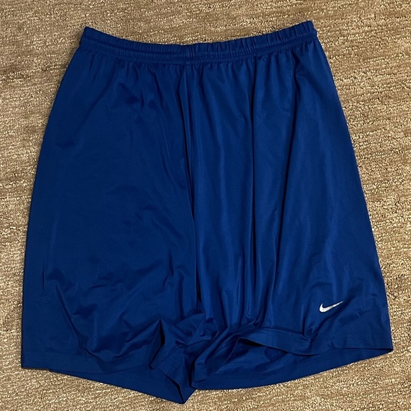 NIKE basketball shorts 🅿️ - Picture 2 of 2